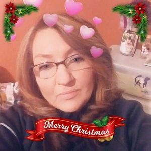 Meet your Posher, Debbie